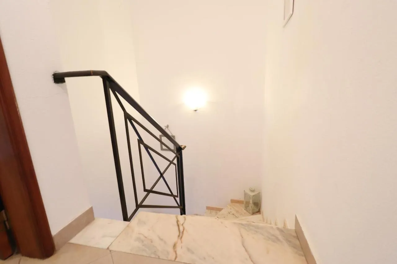 Fiph Castelos Da Rocha Grey Apartment Portimao