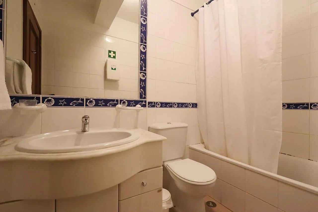 Fiph Castelos Da Rocha Grey Apartment Portimao