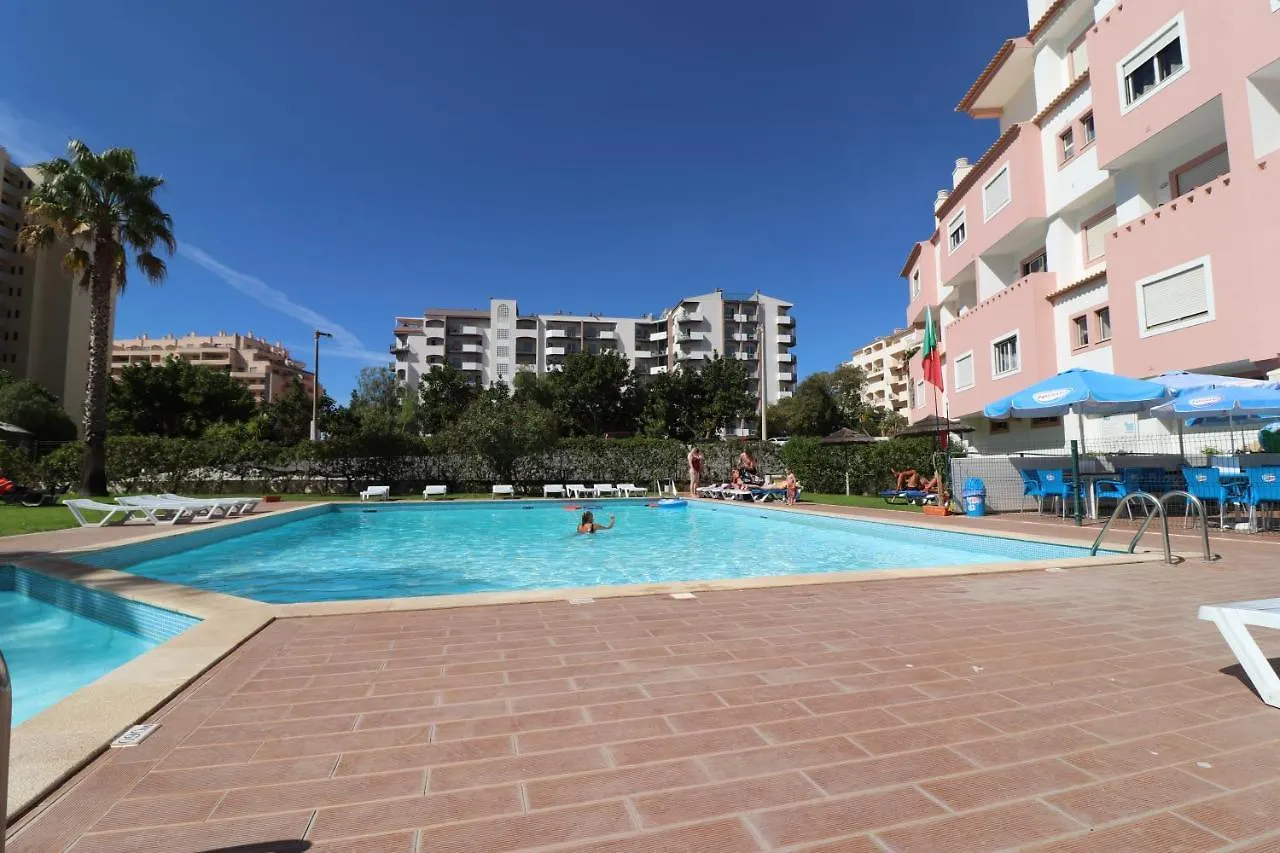 Fiph Castelos Da Rocha Grey Apartment Portimao